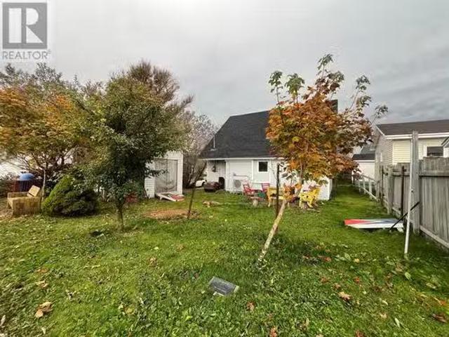 14 Brookside Street, Fortune, NL, A0E 1P0 house for sale Li.