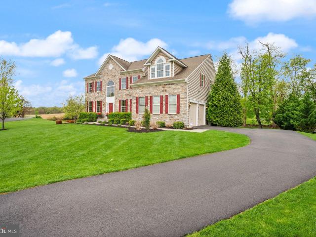 14 Braeburn Ct, Round Hill, VA 20141 | MLS #VALO2121