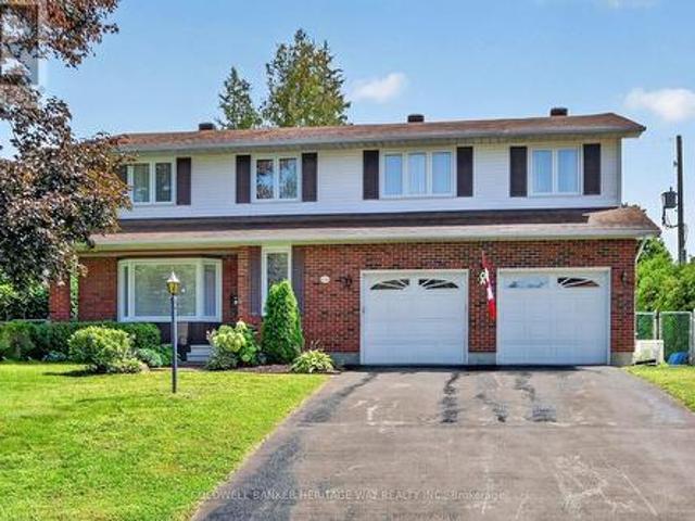 14 Butterfield Road, Ottawa, ON, K0A 3P0 house for sale | Listing ID X13703 | Royal LePage