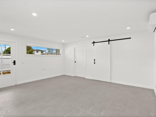 1/4 Calderwood Road Albion Park, NSW 2527