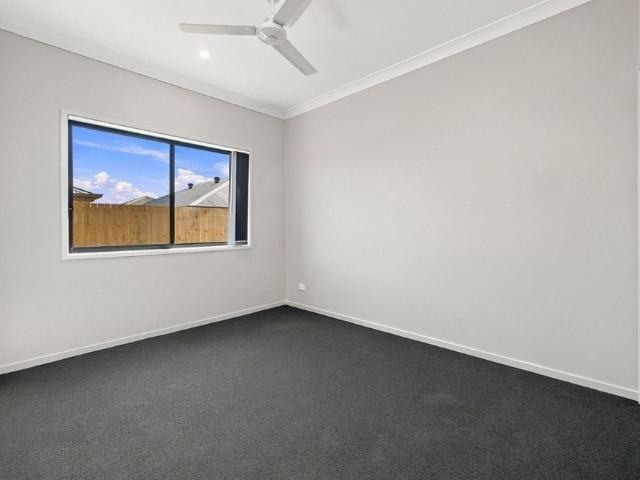 14 Cale Street, Logan Reserve