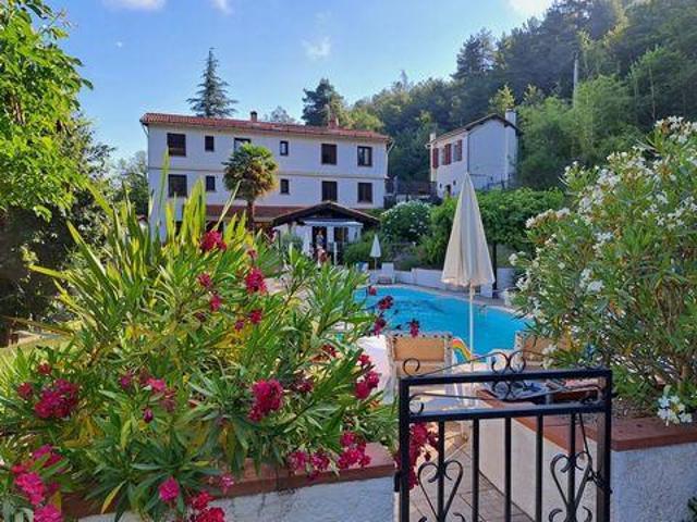 14 chambres, Sahorre Pyrénées 66360 LS104073653
