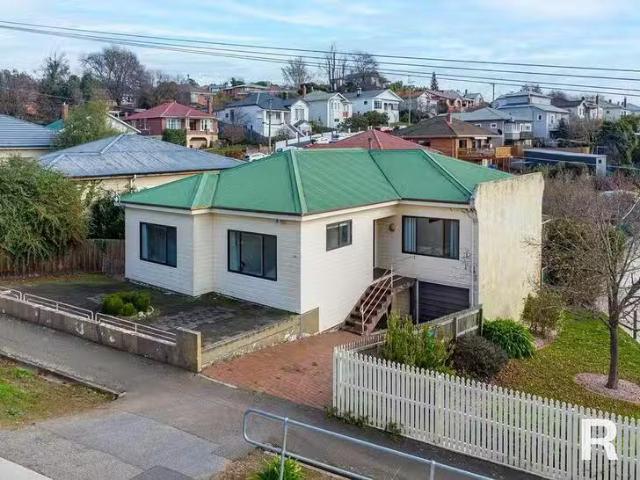 14 Connaught Crescent, West Launceston, TAS 7250