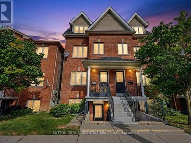 14 Connolly Street, Toronto, ON, M6N 5G3 townhouse for sale | Listing ID W13818 | Royal LePage