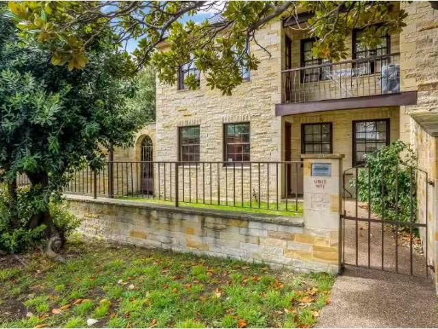 1/4 Colville Street, BATTERY POINT Apartment for rent Listed.