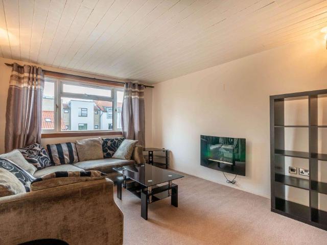 14 Cramond Green, City of Edinburgh, EH4 6NH, United Kingdom | 1 bed apartment for rent #126325726 | Rentberry