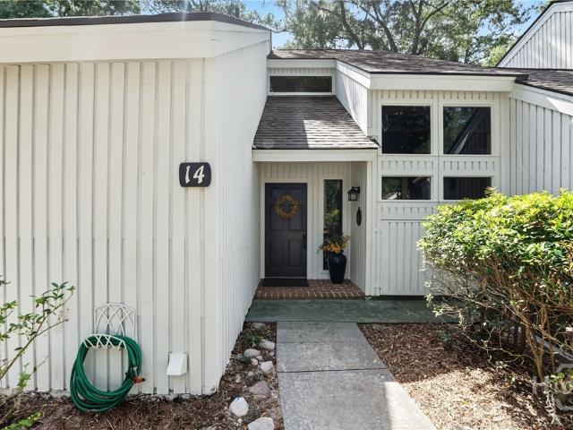 14 Dame Kathryn Drive