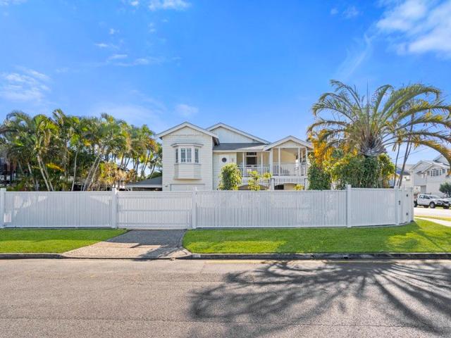 14 DAY AUCTION Character, Space & Poolside Living in Coveted Kalinga!