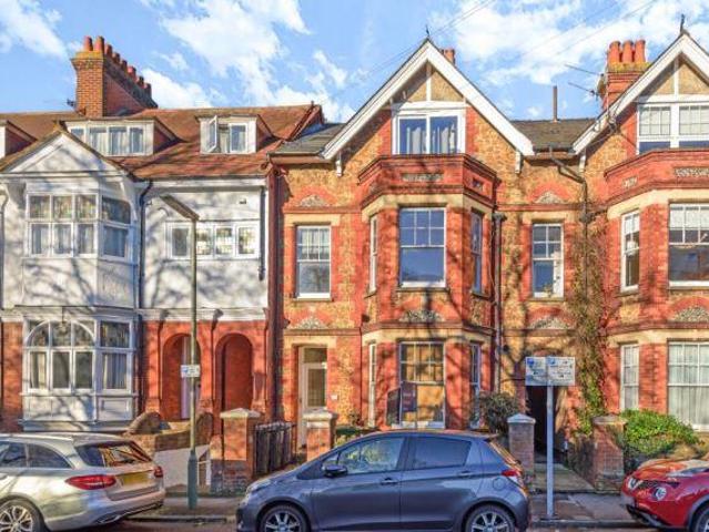 14 Dene Road, GuildfordProperty for lettings Seymours