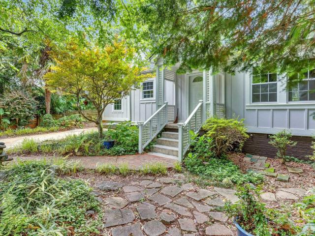 14 Dixie Avenue