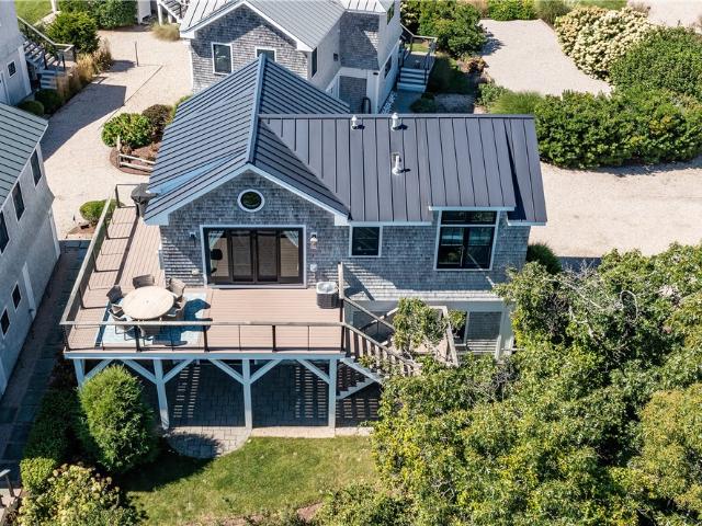 14 East Pointe Court