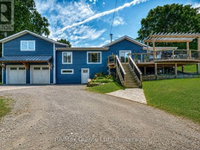 14 Eastern Avenue, Prince Edward County Ameliasburg Ward, ON, K8N 4Z1 house for sale | Listing ID X13758 | Royal LePage