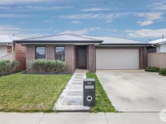 14 Fantail Street, Winter Valley, VIC 3358