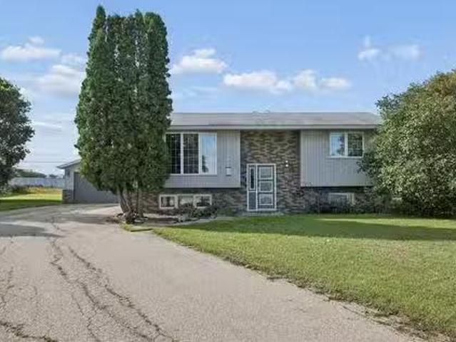 14 Fillion Ave, St Jean Baptiste, MB, R0G 2B0 house for sale.