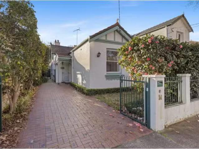 14 Forest Road, Double Bay House for rent Listed by Flora Fox.