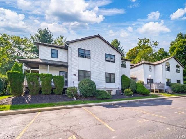 14 Giovanni Ct, Monroe, NY 10950