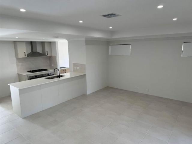 14 Hampshire Way Baldivis, WA 6171