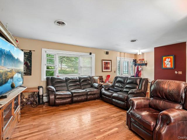 14 Helms Hill Road