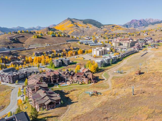 14 Hunter Hill Road, A208, Mt. Crested Butte, US, CO