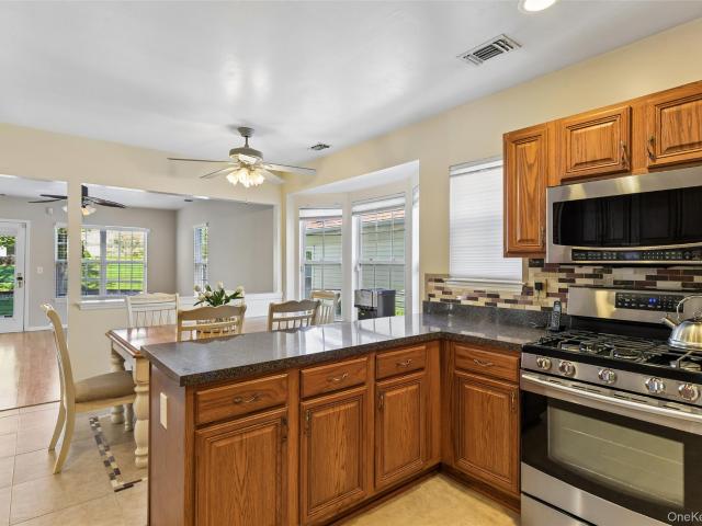 14 Julia Cir, Unit 14, Middle Island, NY 11953 | MLS #978644