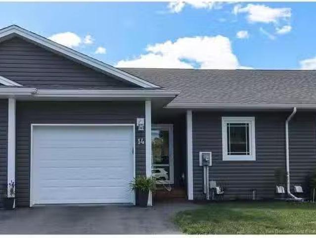 14 Kaitlyn St, Rothesay, NB, E2E 0M6 house for sale Listing.