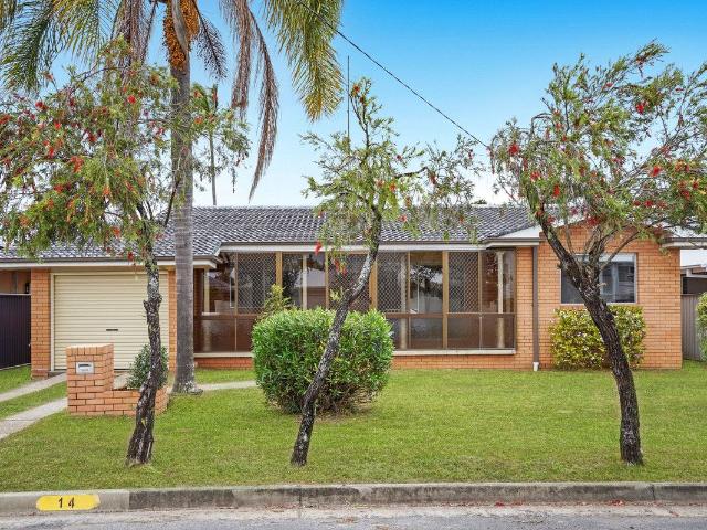 14 Kalang Street, Palm Beach, QLD 4221