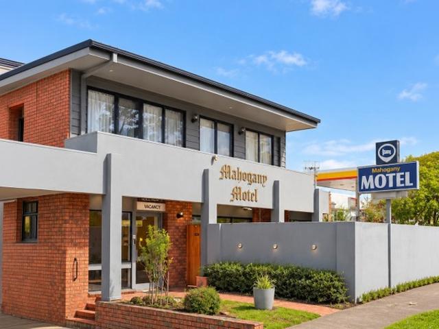 14 key Freehold Motel Opportunity in Tightly Held Warrnambool Market | Resort Brokers ID: FH009358