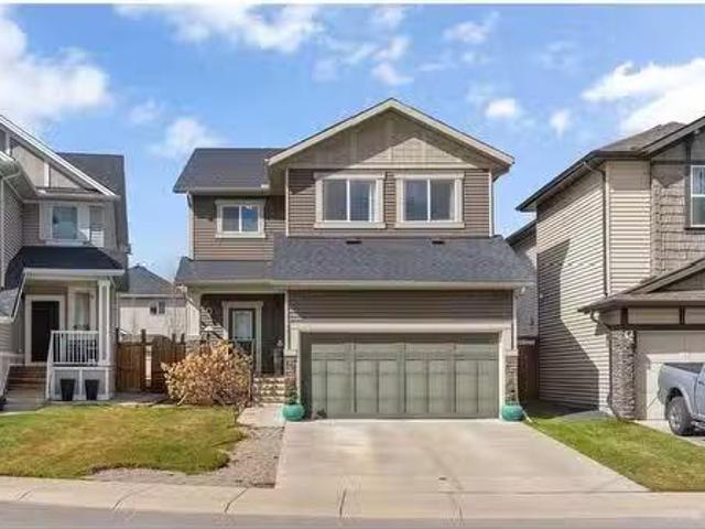 14 Kingsbridge Crescent Se, Airdrie, AB, T4A 0M8 house for s.