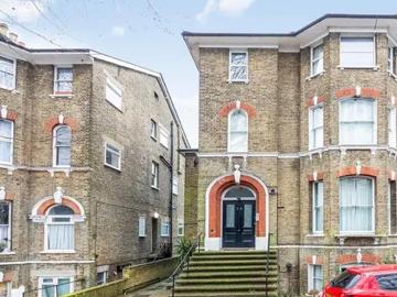 14 Kidbrooke Park Road, Royal Standard, London, SE3 0LW, United Kingdom | 1 bed apartment for rent #138934292 | Rentberry