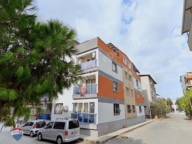 14 Küçükçiğlide Tramvaya Yakın Dubleks Teraslı 2+1 Satılık Daire