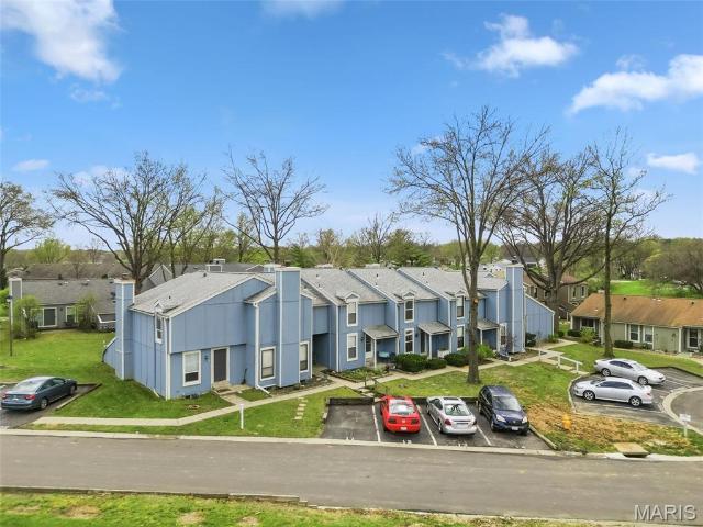 14 Lantern Ln, Lake St. Louis, MO 63367 | MLS #26016
