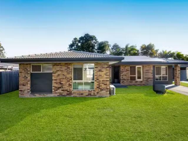 14 Leawarra Drive, LOGANHOLME, QLD 4129 House for Rent