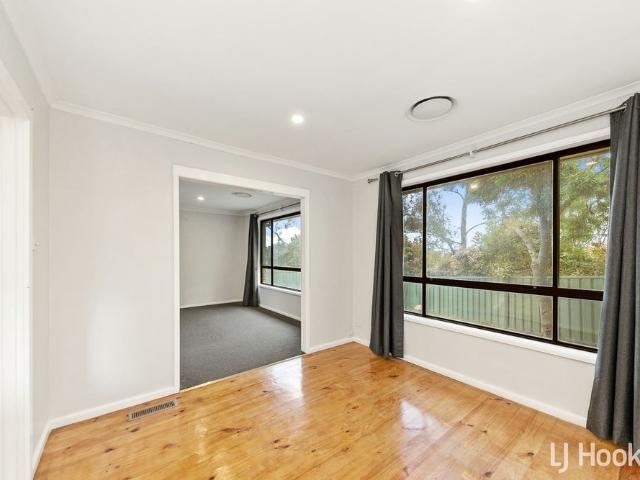 14 Linger Place, Melba ACT, Belconnen