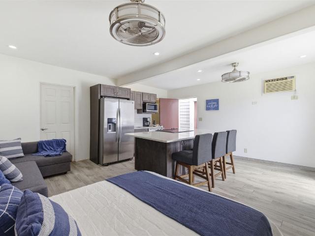 14 Lighthouse Point