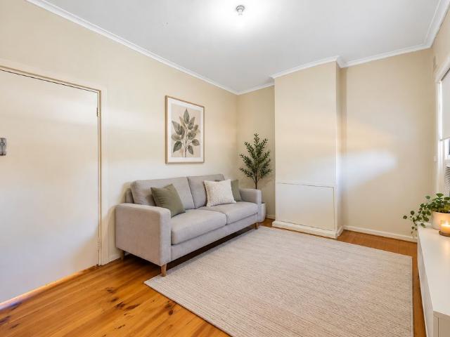 14 Longford Street
