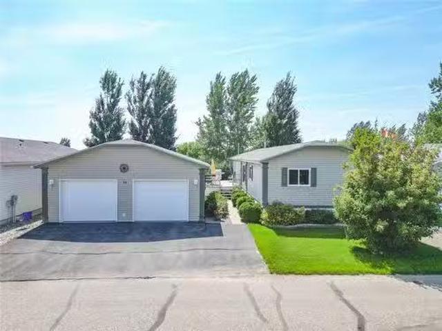 14 Martin Way, Brandon, MB, R7C 1C8 house for sale Listing.