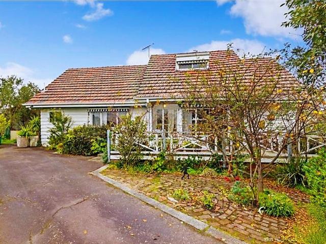14 Morley Crescent, Box Hill North
