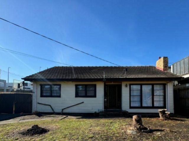 14 Mundaring Drive, Cranbourne