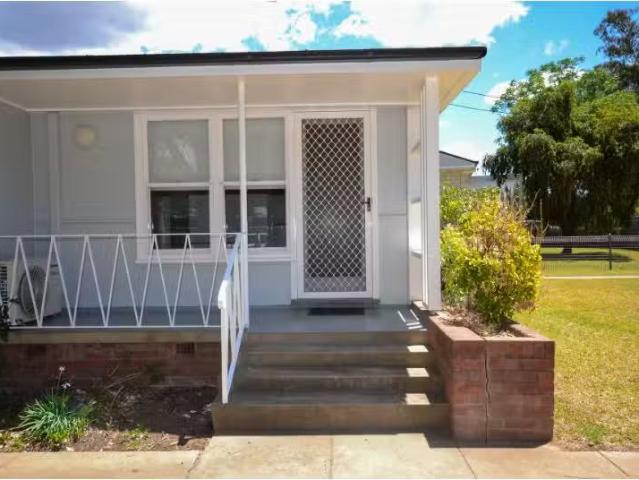 1/4 Mulgoa Way, Mudgee House for rent Listed by Chloe Brown o.