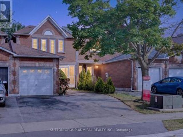 14 Mullis Crescent, Brampton, ON, L6Y 4T3 house for sale | Listing ID W13652 | Royal LePage