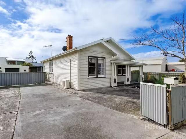 14 Old Bass Highway, WYNYARD, TAS 7325 House for Rent