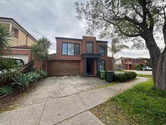14 Paroo Avenue, ROXBURGH PARK, VIC 3064 House for Rent