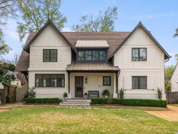 14 Peachtree Street