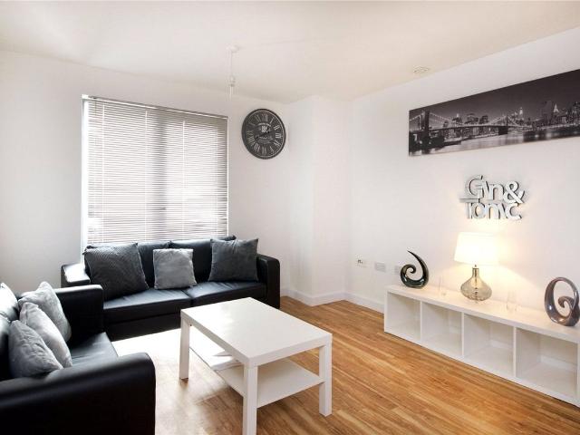 14 Plaza Boulevard, Liverpool L8, 2 bed flat to rent, £1,050 pcm | PrimeLocation