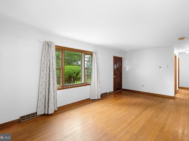 14 Quarter Branch Road