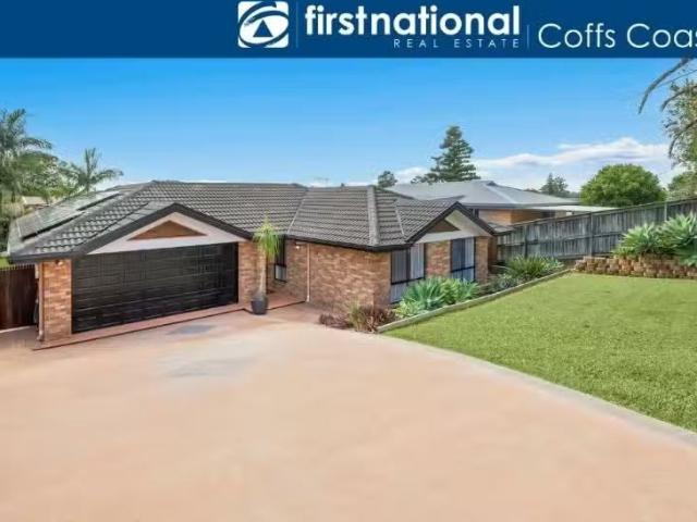 14 Ramornie Drive, Toormina House for rent Listed by Fiona O'.