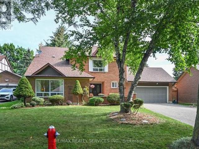 14 Ramsgate Court, Brampton, ON, L6Z 1W4 house for sale | Listing ID W13770 | Royal LePage