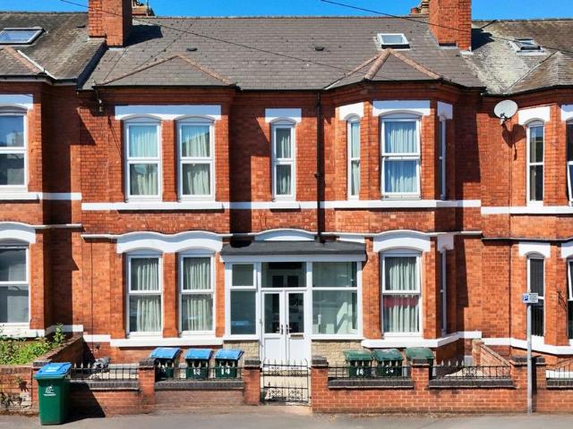 14 Regent Street, Coventry, CV1 1 bed terraced house to rent £624 pcm £144 pw