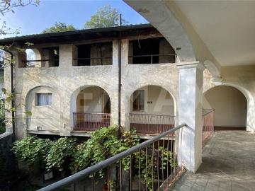 14 Room single house