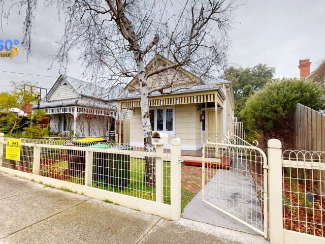 14 Rolls Street, Coburg